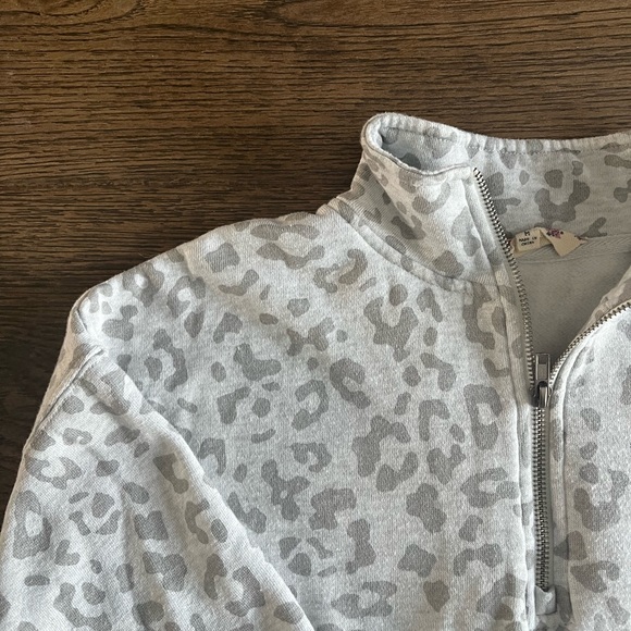 Hippie Rose Tops - Hippie rose leopard print part-zip sweatshirt medium